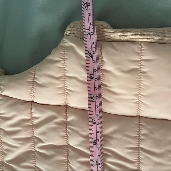 New Calvin Klein Sherpa Trim Puffer Vest - Blush Women's Jacket Sleeveless - Picture 9 of 9